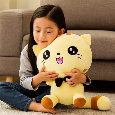 peluche chat est le compagnon parfait pour les petits amoureux des animaux